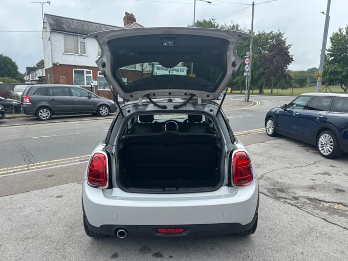 2025 Mini Hatch