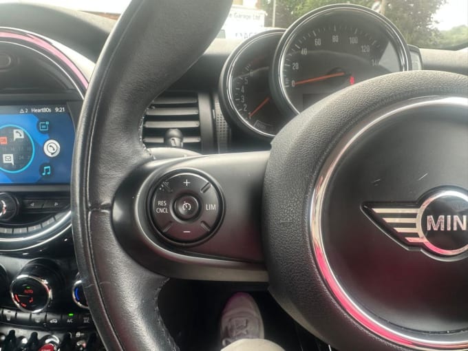 2025 Mini Hatch