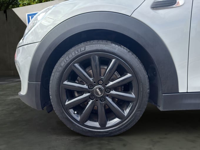 2025 Mini Hatch
