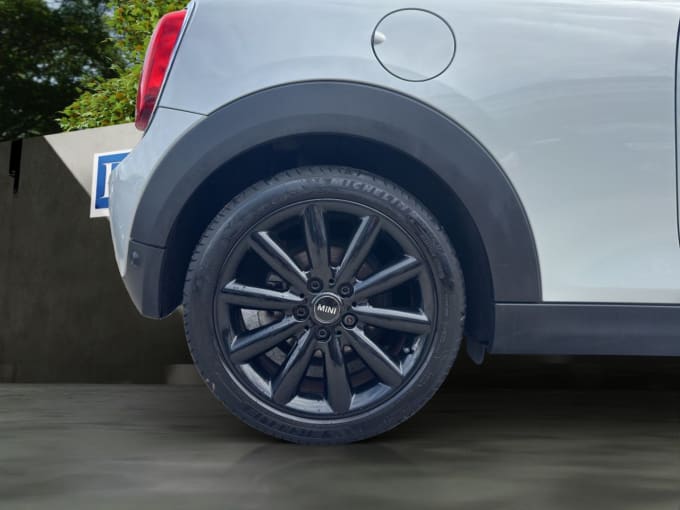 2025 Mini Hatch