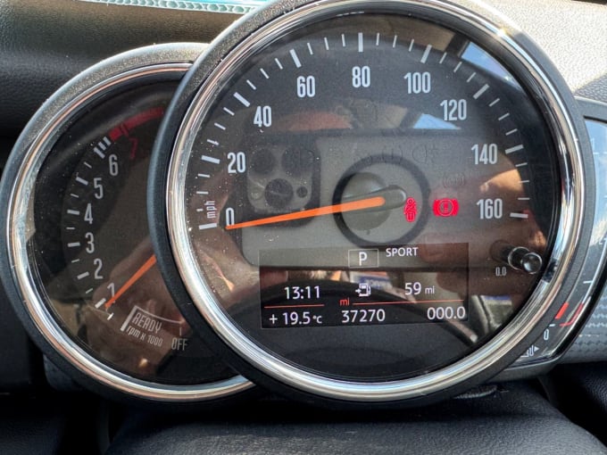 2025 Mini Hatch