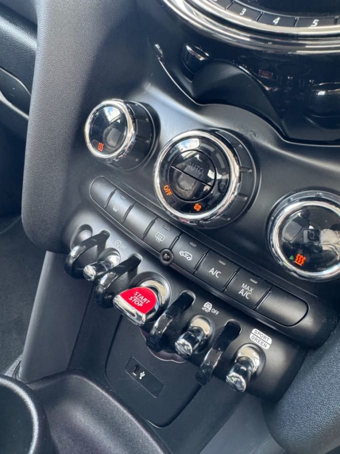 2025 Mini Hatch