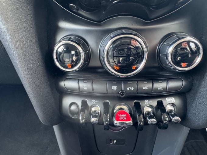 2025 Mini Hatch