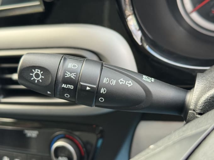 2025 Hyundai I10