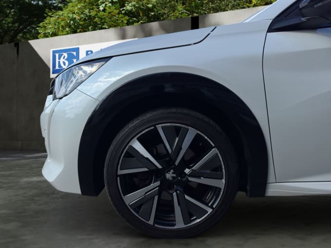 2025 Peugeot 208
