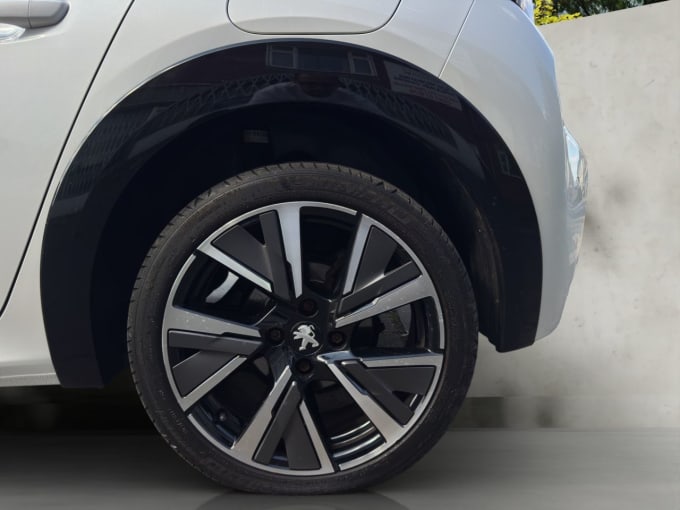 2025 Peugeot 208