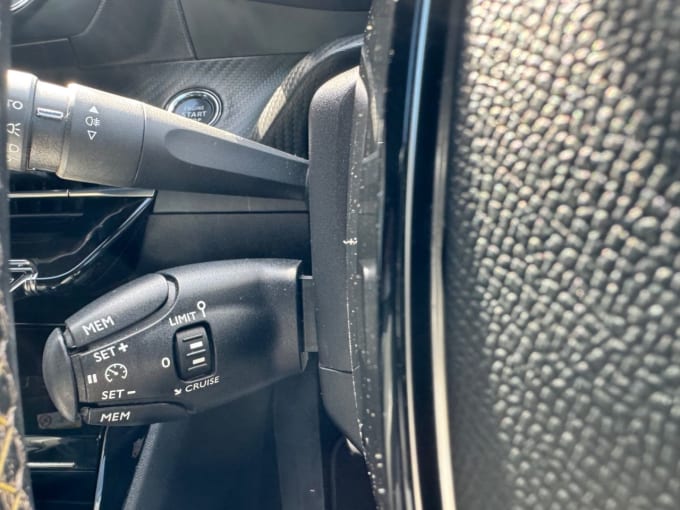 2025 Peugeot 208
