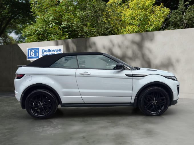 2025 Land Rover Range Rover Evoque