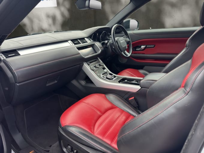 2025 Land Rover Range Rover Evoque