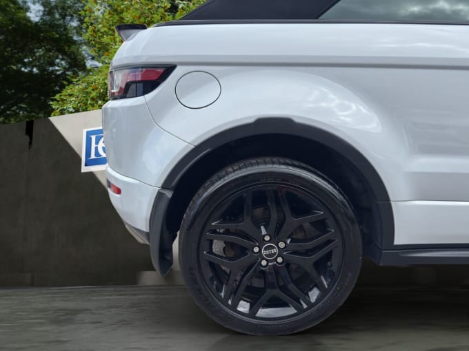 2025 Land Rover Range Rover Evoque