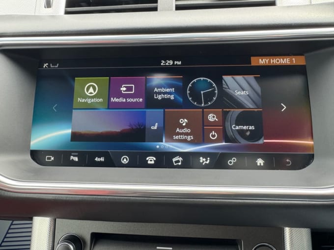 2025 Land Rover Range Rover Evoque