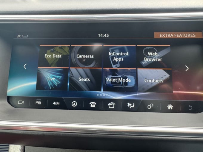 2025 Land Rover Range Rover Evoque