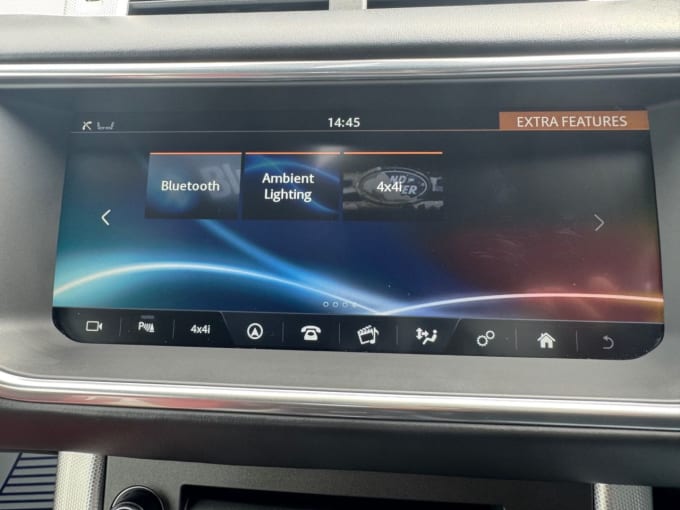2025 Land Rover Range Rover Evoque