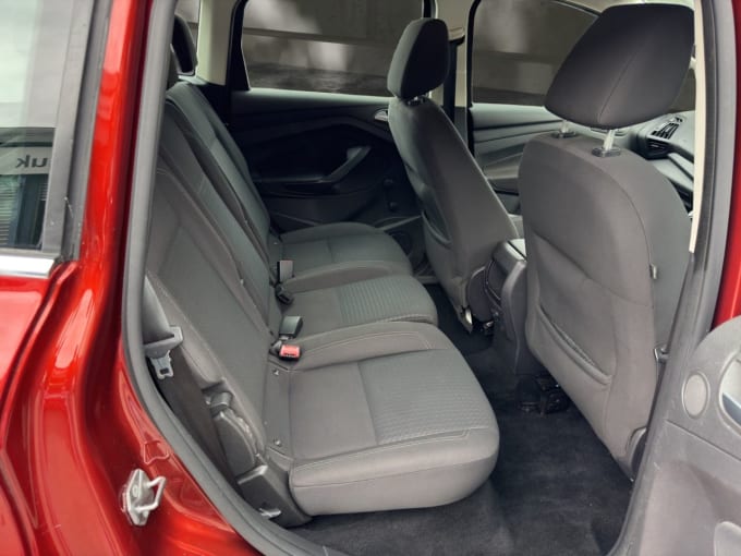 2025 Ford C-max