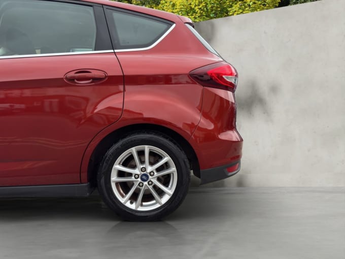 2025 Ford C-max