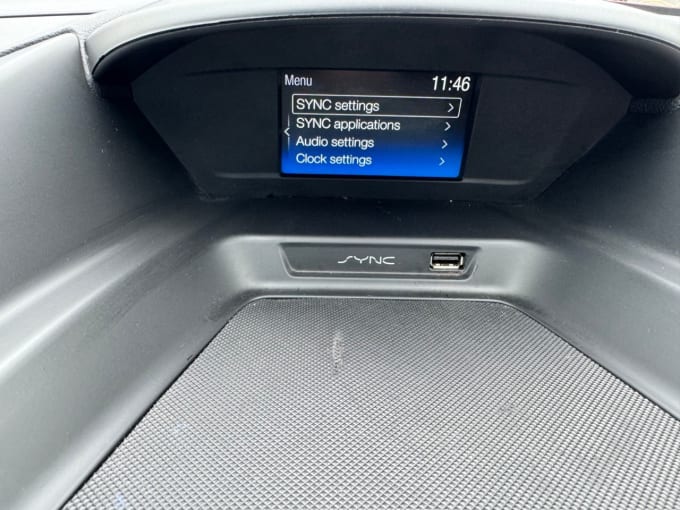 2025 Ford C-max