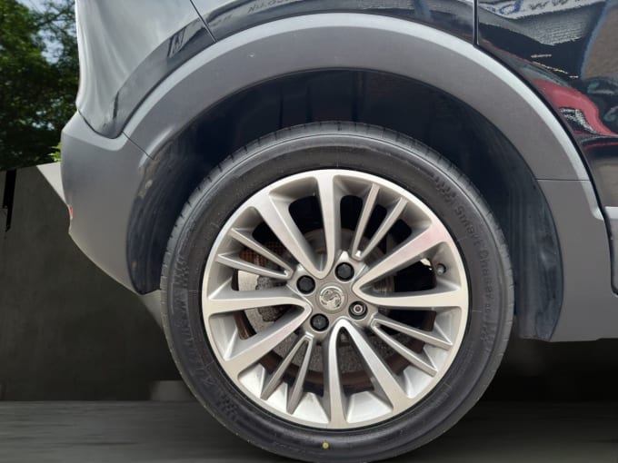 2025 Vauxhall Crossland X