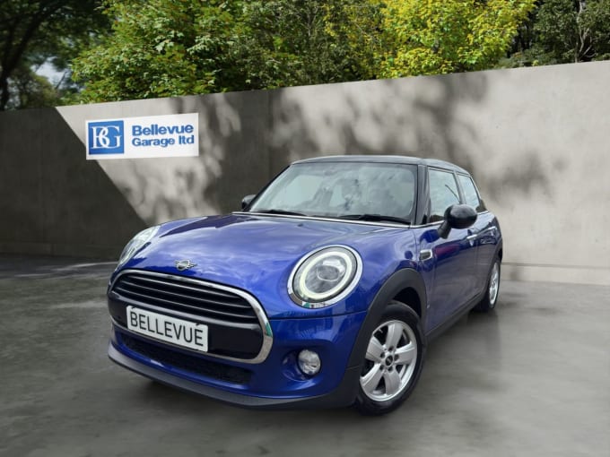 2025 Mini Hatch