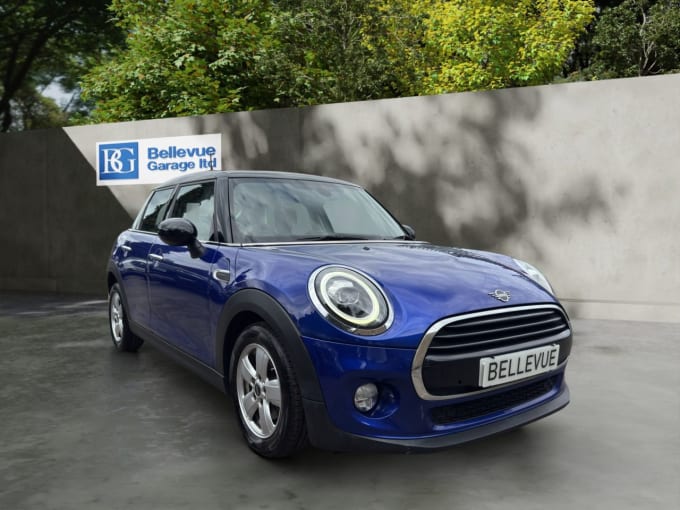 2025 Mini Hatch
