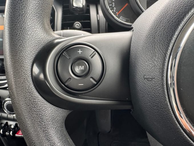 2025 Mini Hatch