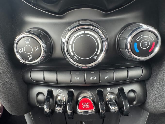 2025 Mini Hatch