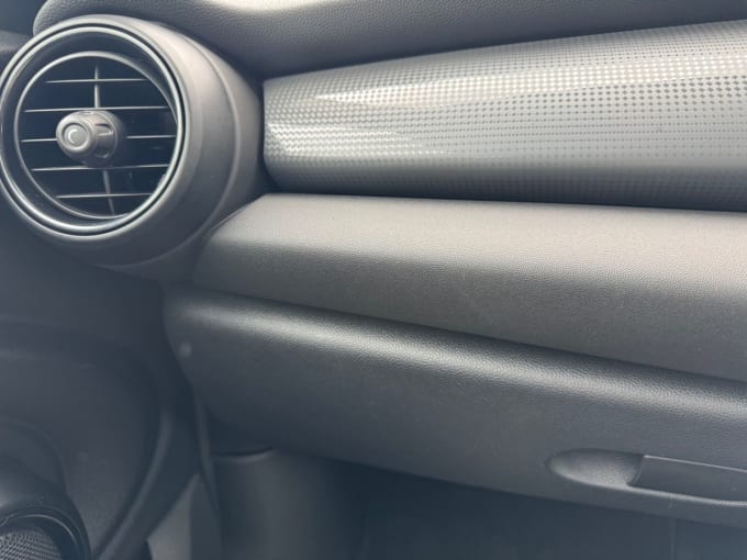 2025 Mini Hatch