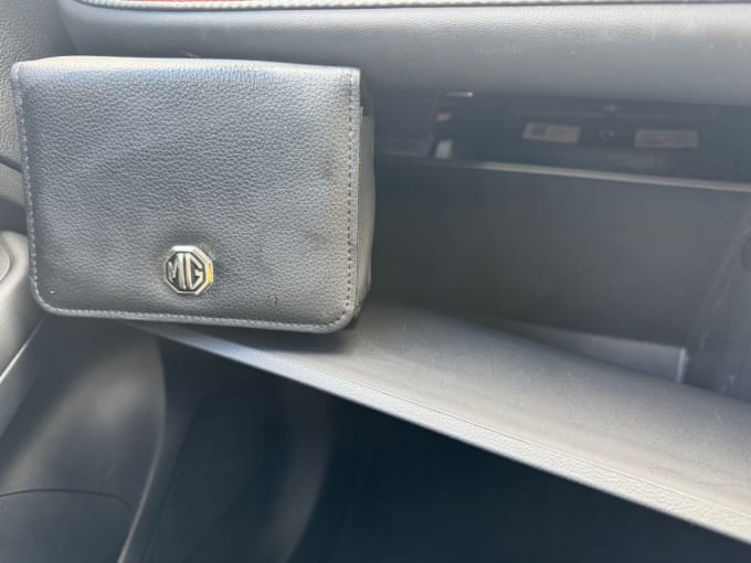 2025 Mg Mg Zs