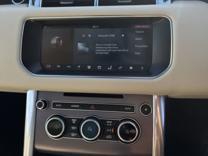 2025 Land Rover Range Rover Sport