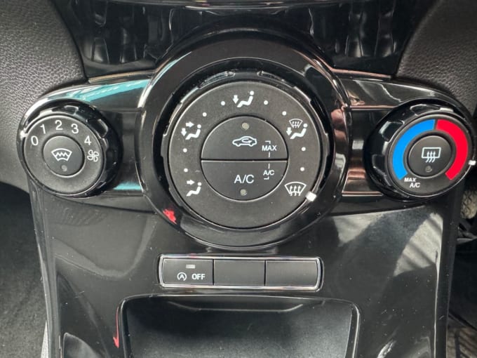 2025 Ford Fiesta