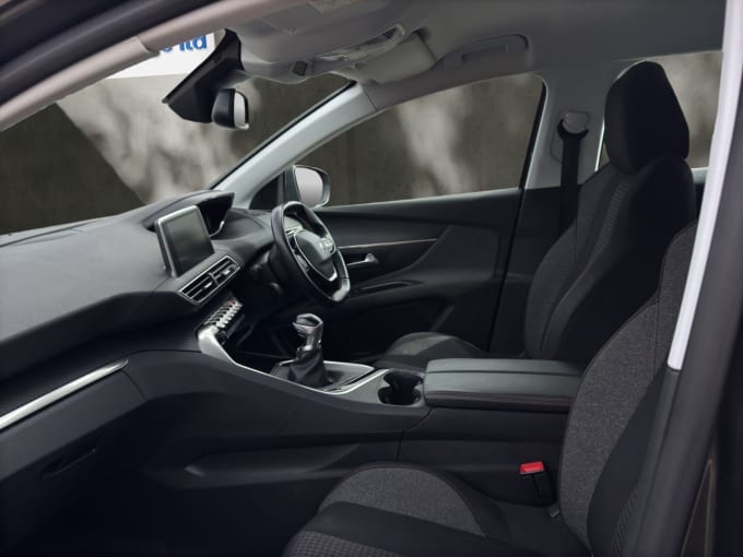 2025 Peugeot 3008