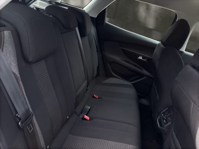 2025 Peugeot 3008