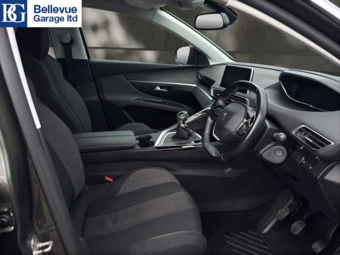 2025 Peugeot 3008