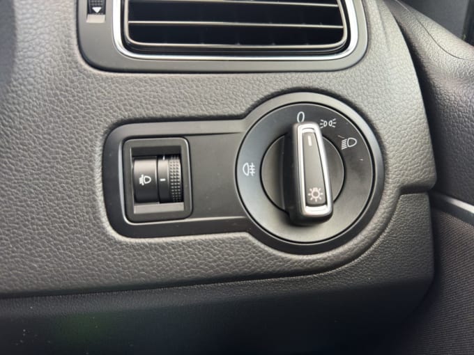 2015 Volkswagen Polo