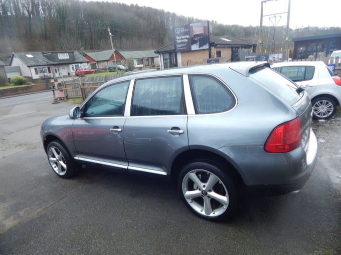 2003 Porsche Cayenne