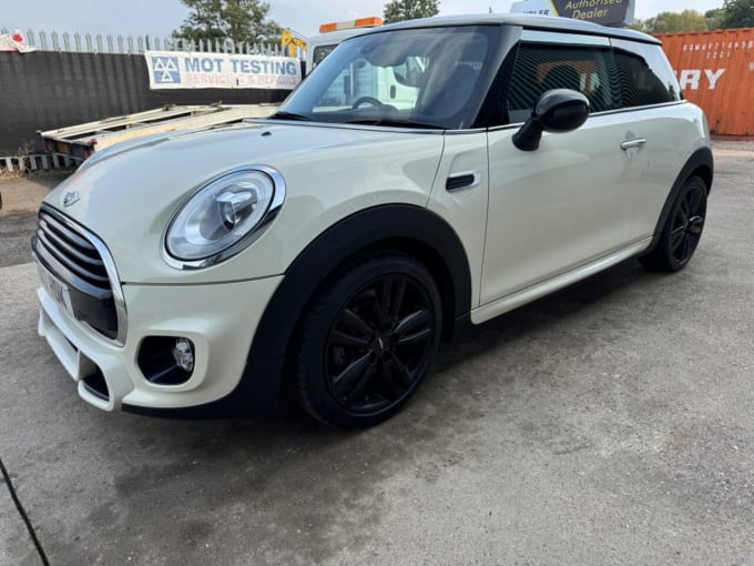 2024 Mini Hatch