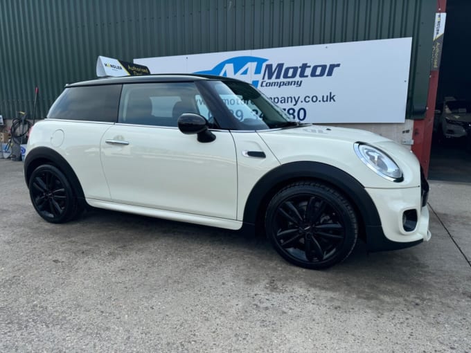 2024 Mini Hatch