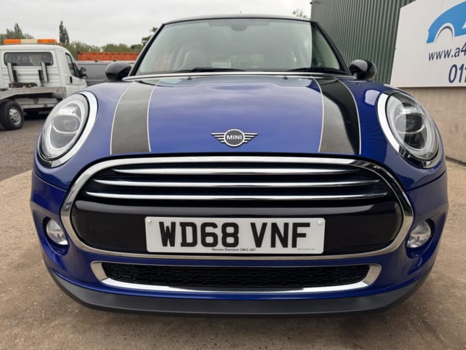2025 Mini Hatch