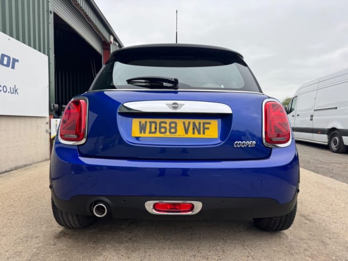 2025 Mini Hatch