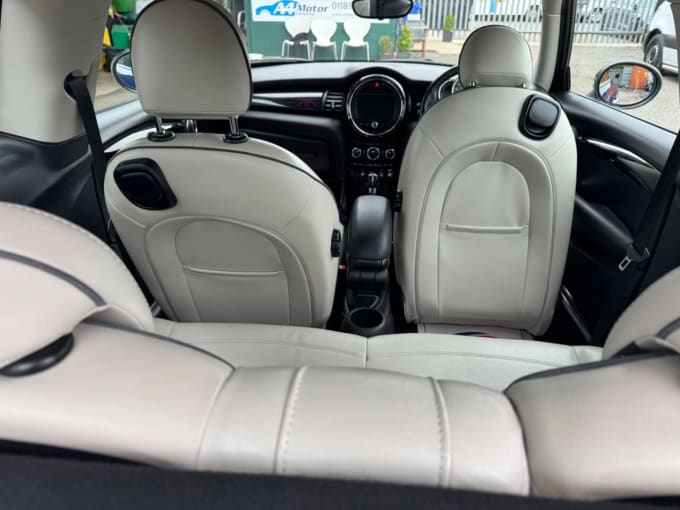 2025 Mini Hatch