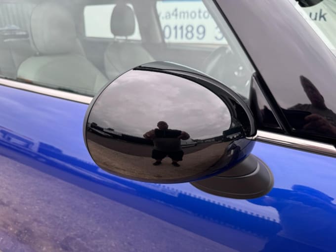 2025 Mini Hatch