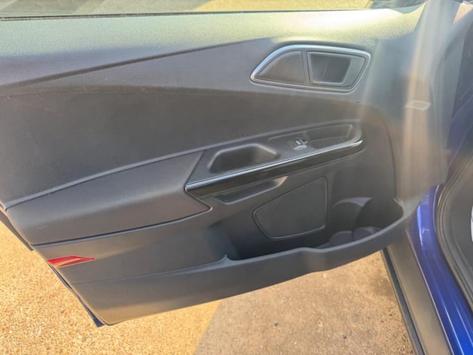 2025 Ford B-max