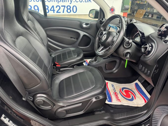 2025 Smart Fortwo