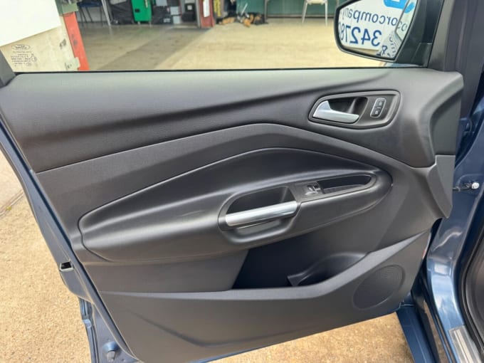 2025 Ford Kuga