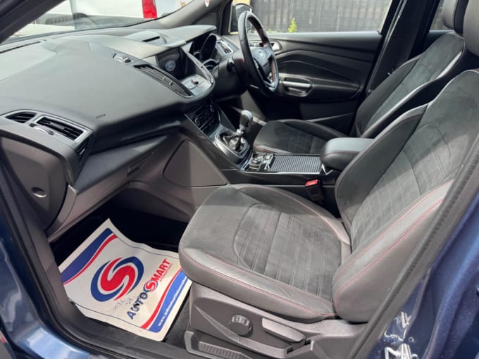 2025 Ford Kuga