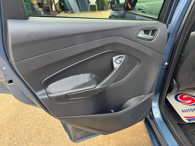 2025 Ford Kuga