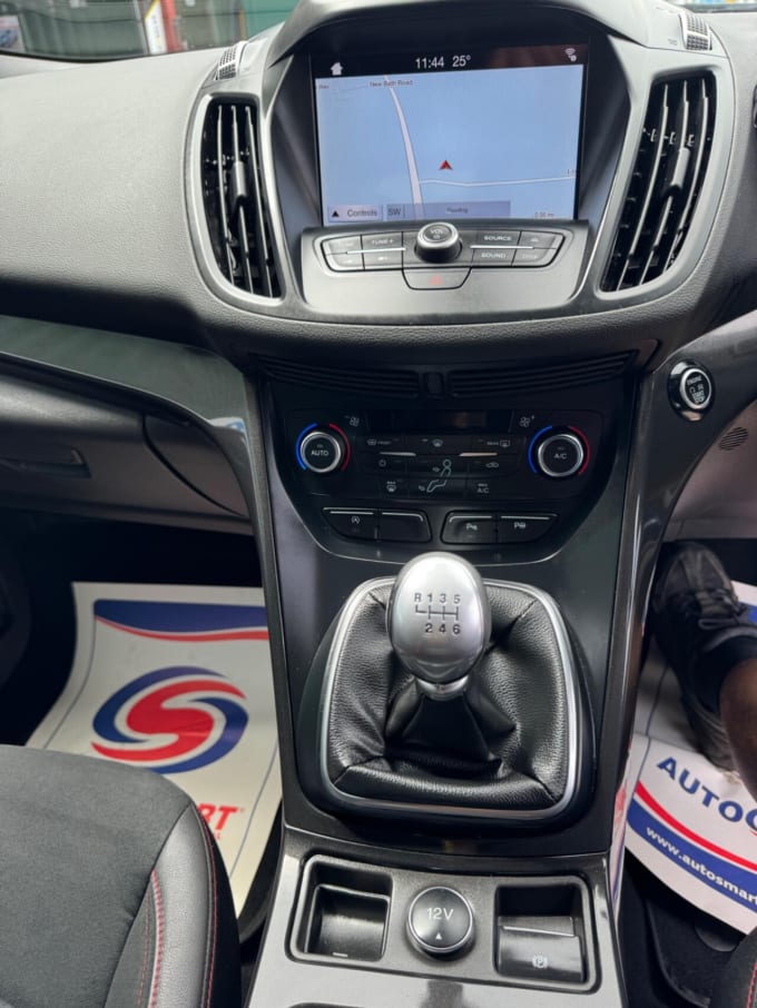 2025 Ford Kuga