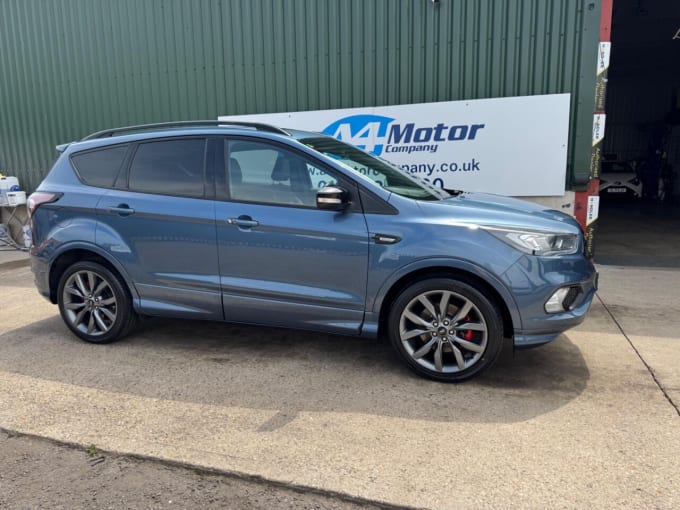 2025 Ford Kuga