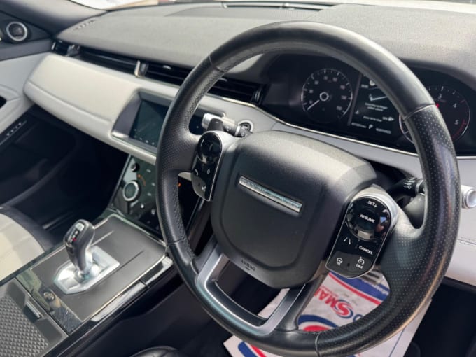 2025 Land Rover Range Rover Evoque