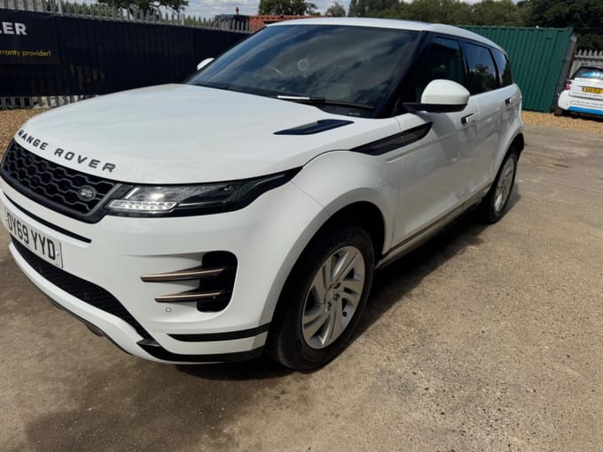 2025 Land Rover Range Rover Evoque