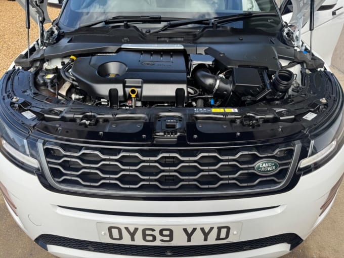 2025 Land Rover Range Rover Evoque